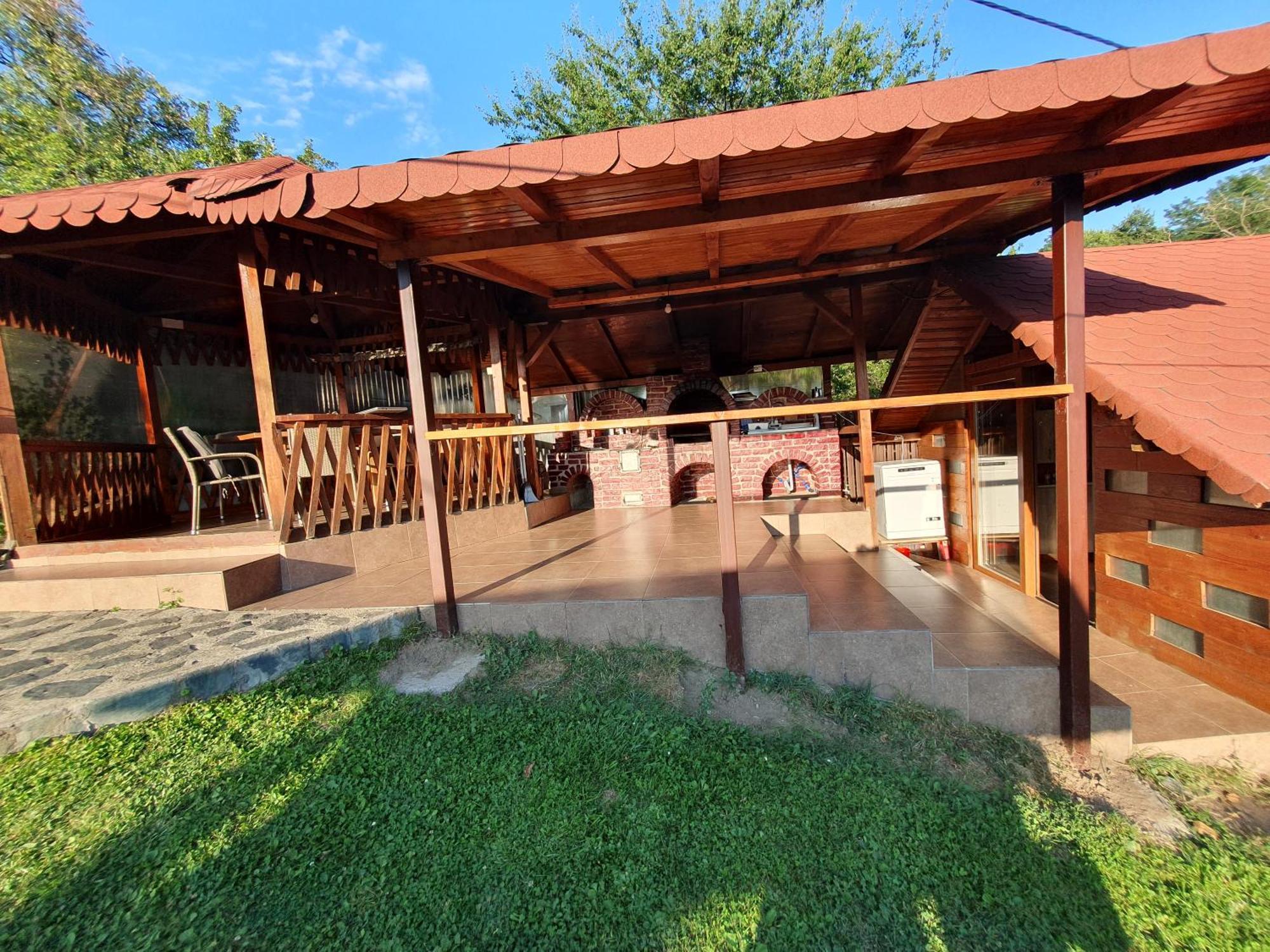 Casa Silvia Hotel Căpăţîneni-Ungureni Bagian luar foto